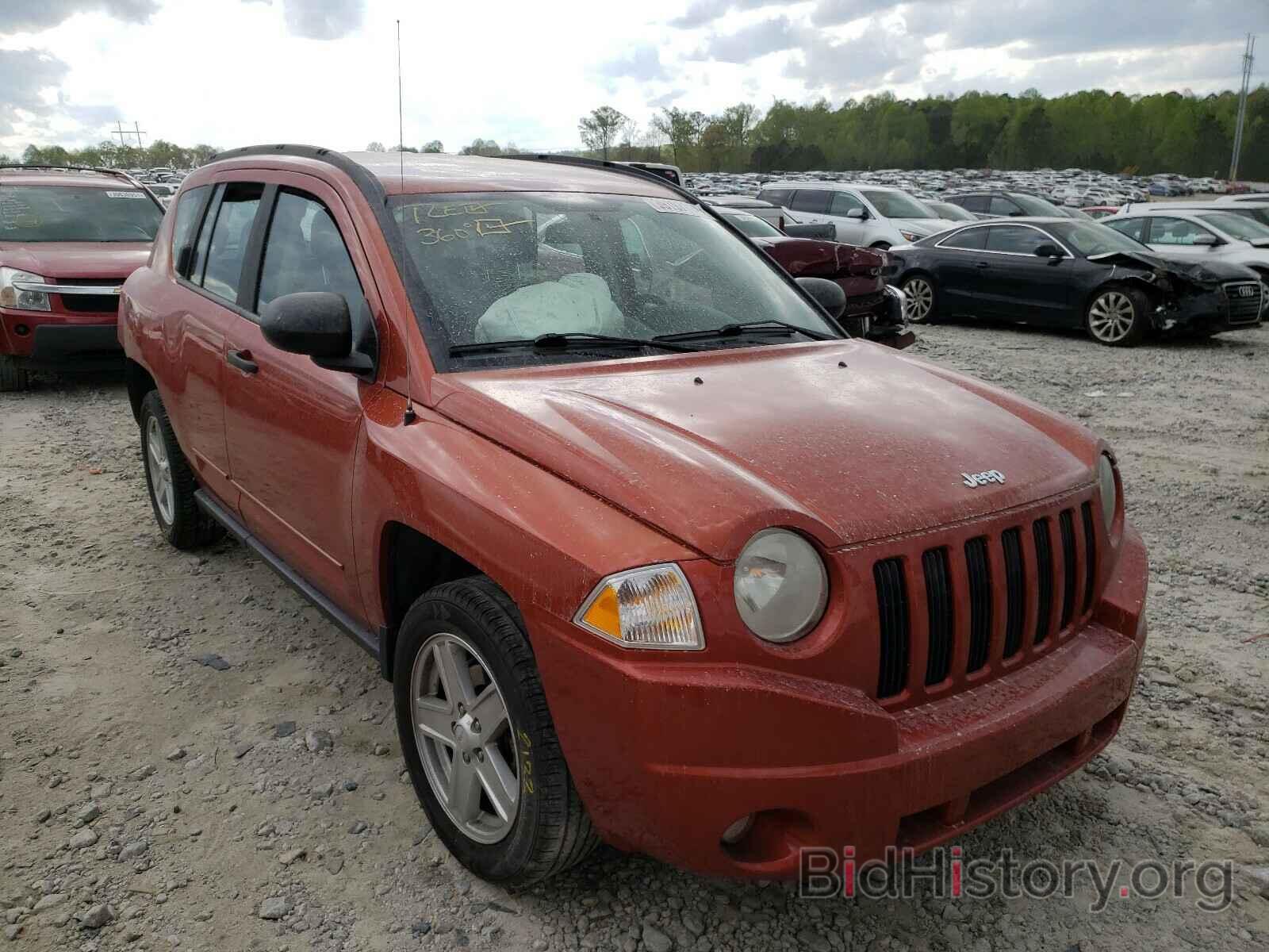 Фотография 1J4NT4FA3AD519696 - JEEP COMPASS 2010