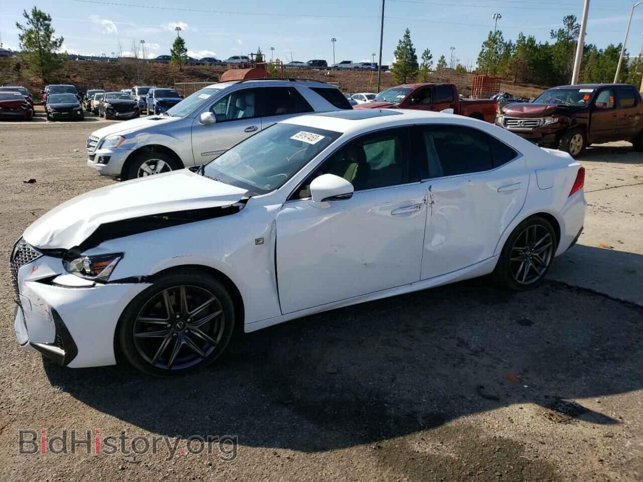 Photo JTHBA1D22H5046921 - LEXUS IS 2017