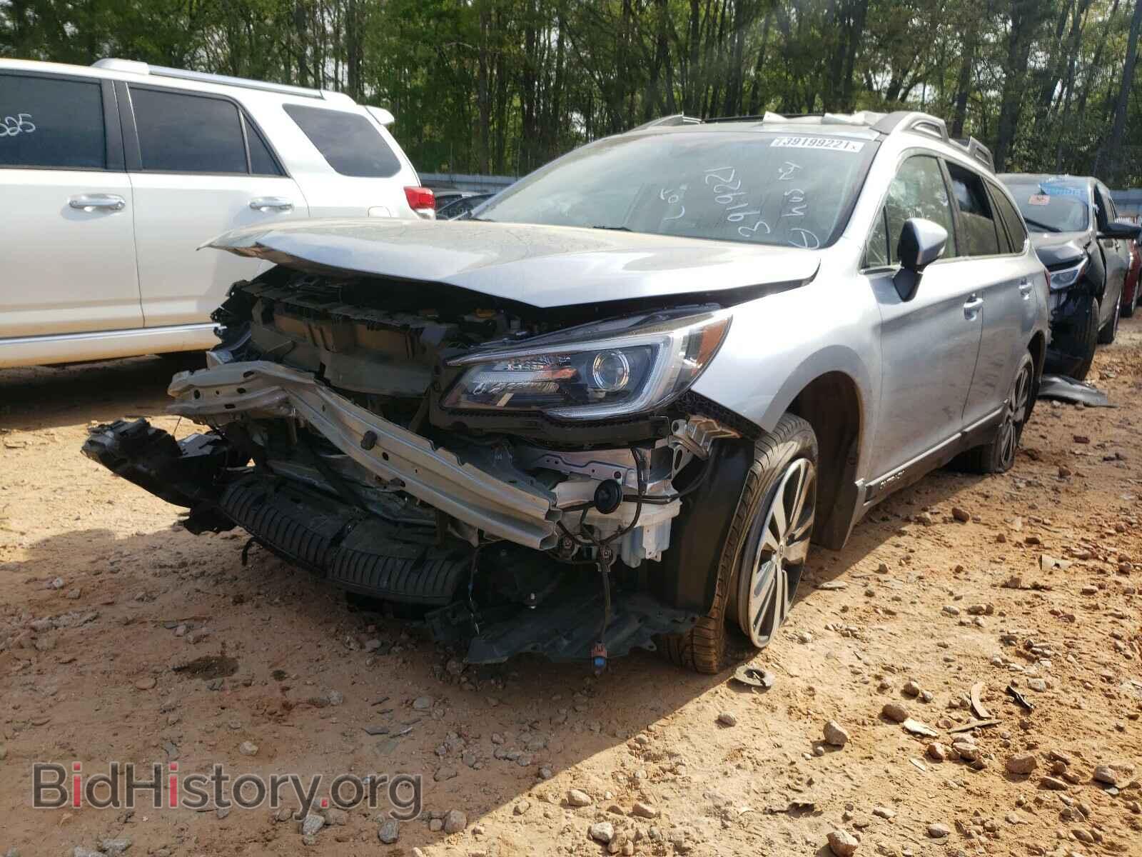 2018 SUBARU OUTBACK - VIN: 4S4BSANC4J3200936 - Фото 2