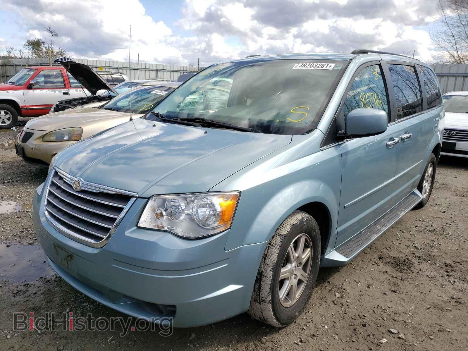 2008 CHRYSLER MINIVAN - VIN: 2A8HR54P78R636521 - Фото 2