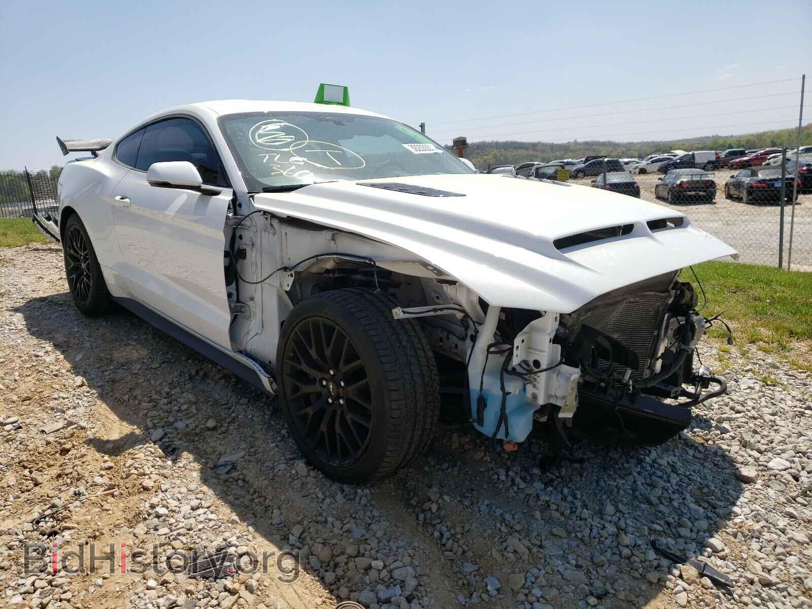 Photo 1FA6P8CF5H5263108 - FORD MUSTANG 2017