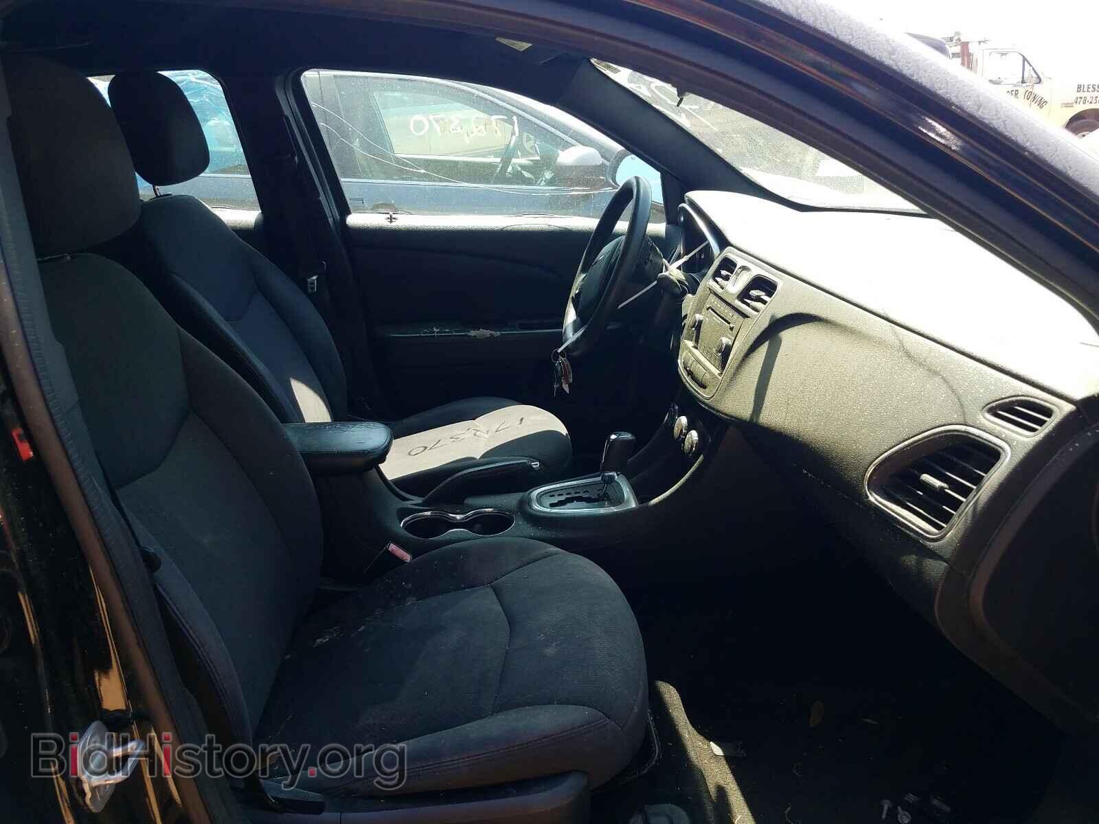 2013 CHRYSLER 200 - VIN: 1C3CCBAB9DN641256 - Photo 5