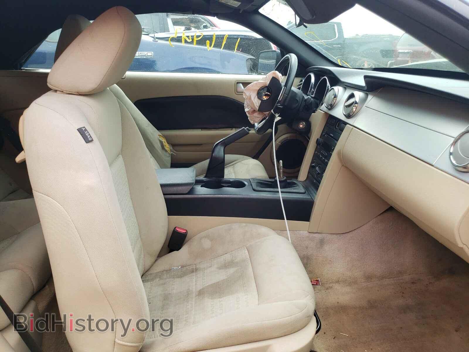 2007 FORD MUSTANG - VIN: 1ZVHT84N375228809 - Фото 5