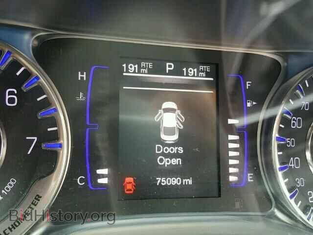 2015 CHRYSLER 200 - VIN: 1C3CCCAB7FN607714 - Фото 8