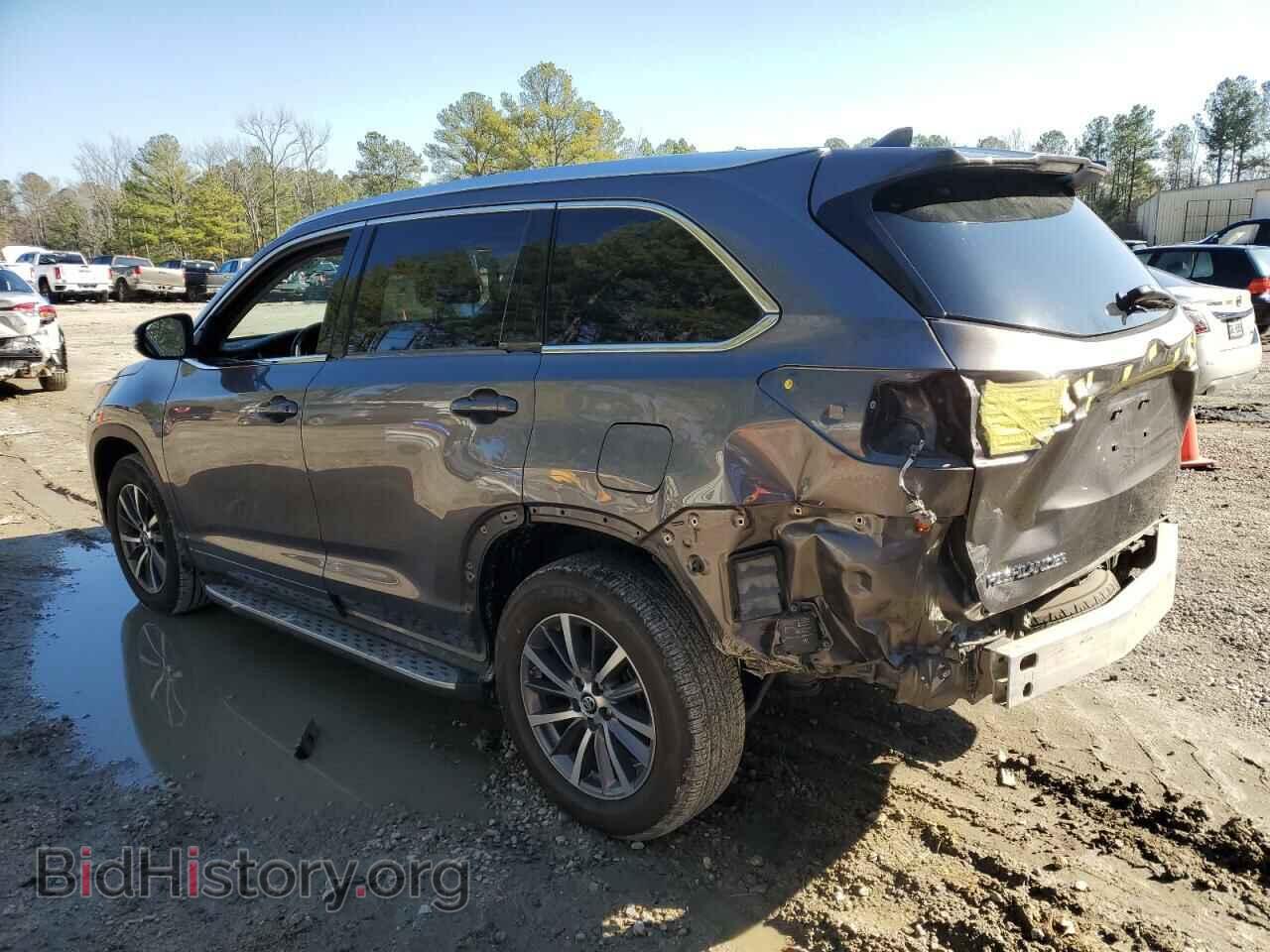 2017 TOYOTA HIGHLANDER - VIN: 5TDKZRFH2HS520502 - Фото 2