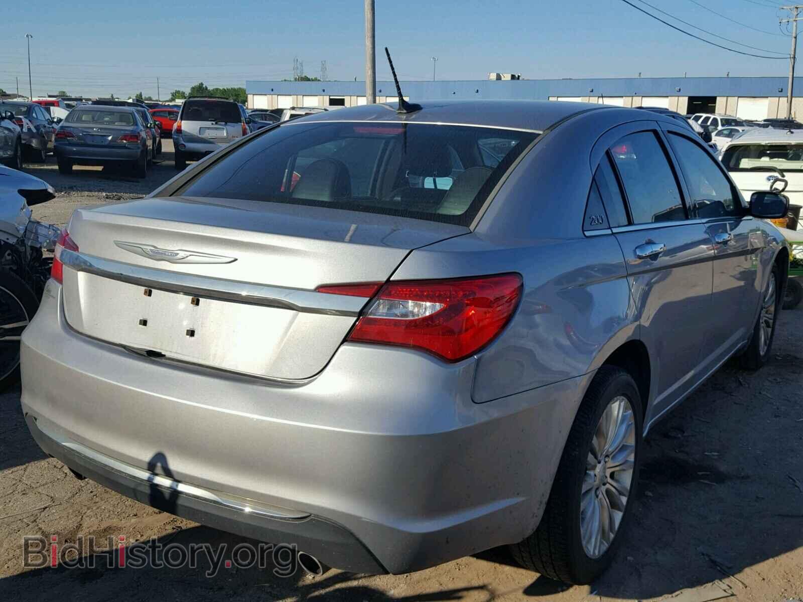 2013 CHRYSLER 200 - VIN: 1C3CCBCG8DN524115 - Фото 4