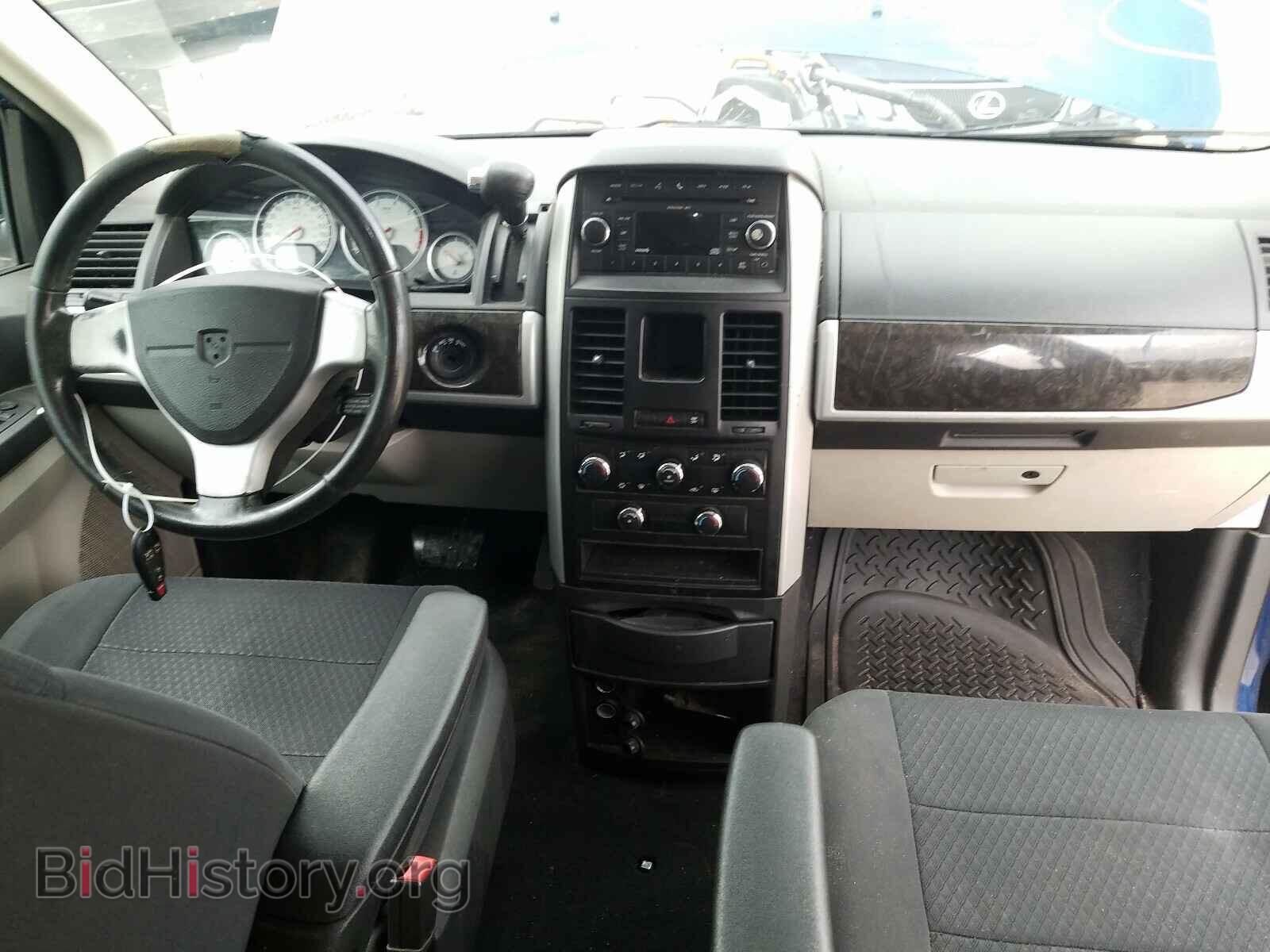 2010 DODGE CARAVAN - VIN: 2D4RN5D1XAR130788 - Фото 9