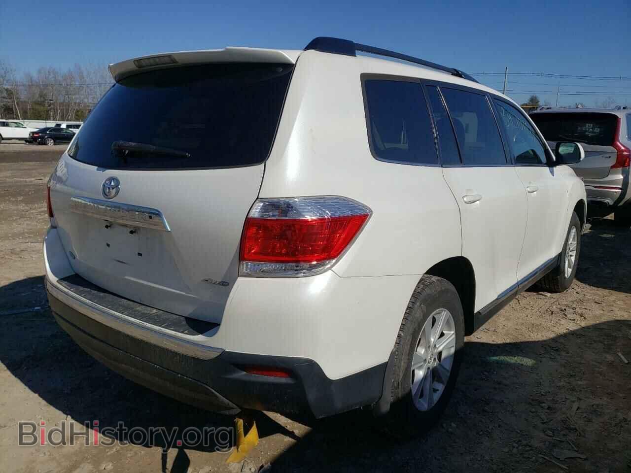 2013 TOYOTA HIGHLANDER - VIN: 5TDBK3EH8DS185646 - Фото 4