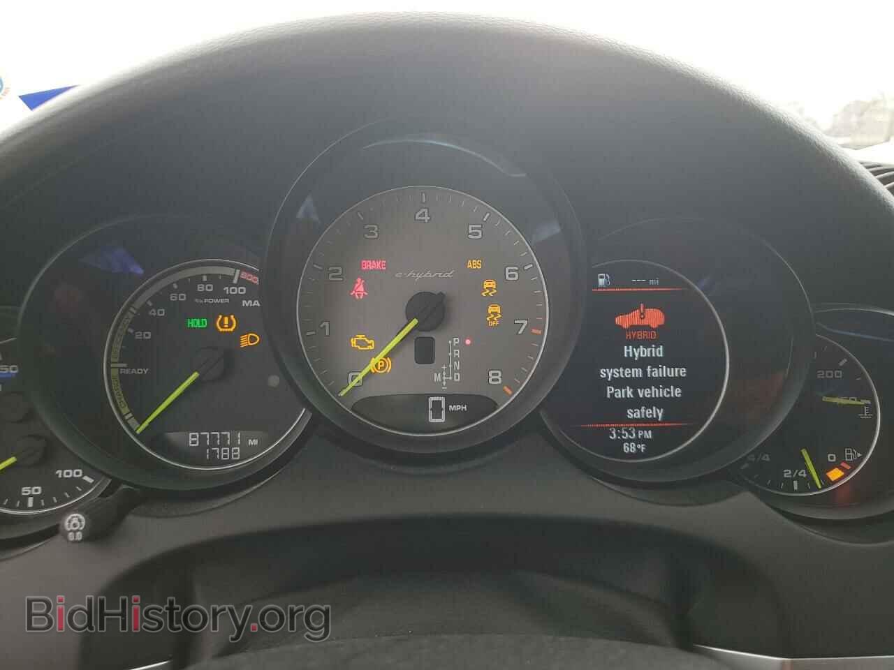 2017 PORSCHE CAYENNE - VIN: WP1AE2A22HLA75549 - Фото 9
