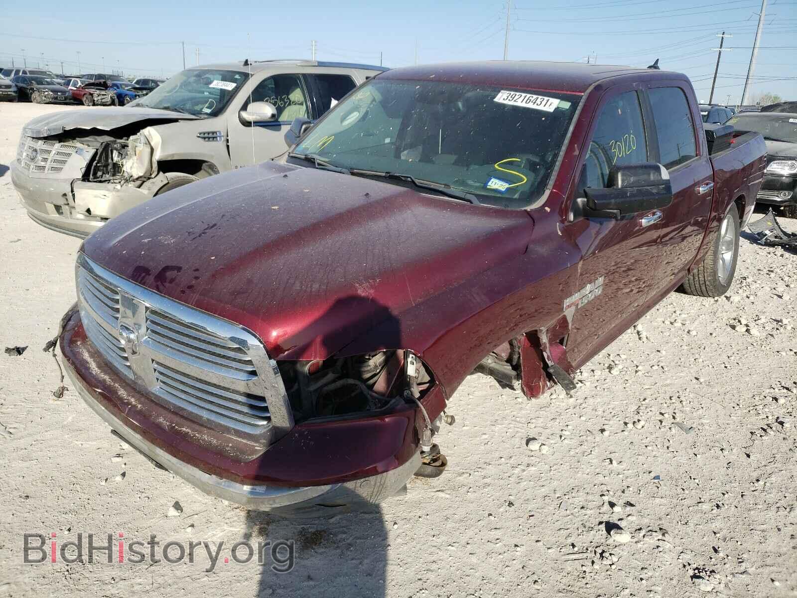 2017 RAM 1500 - VIN: 1C6RR6LT1HS556069 - Photo 2