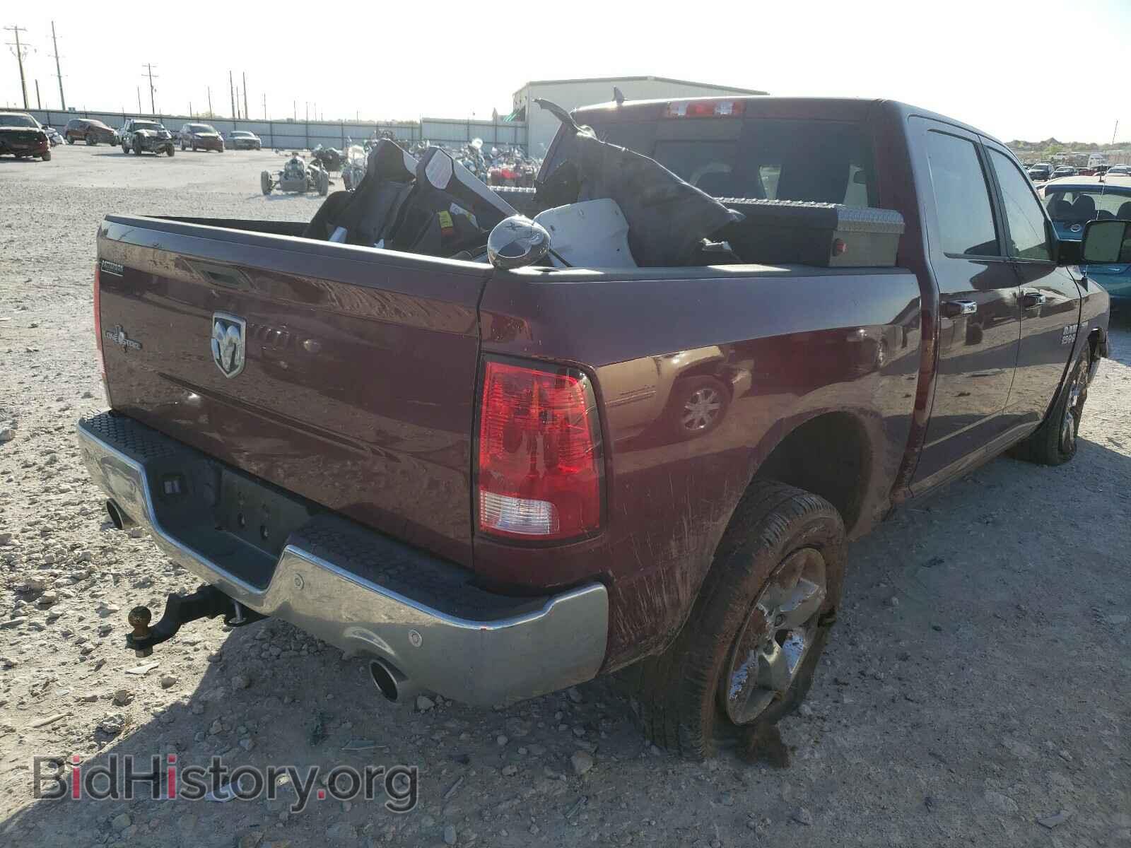 2017 RAM 1500 - VIN: 1C6RR6LT1HS556069 - Photo 4
