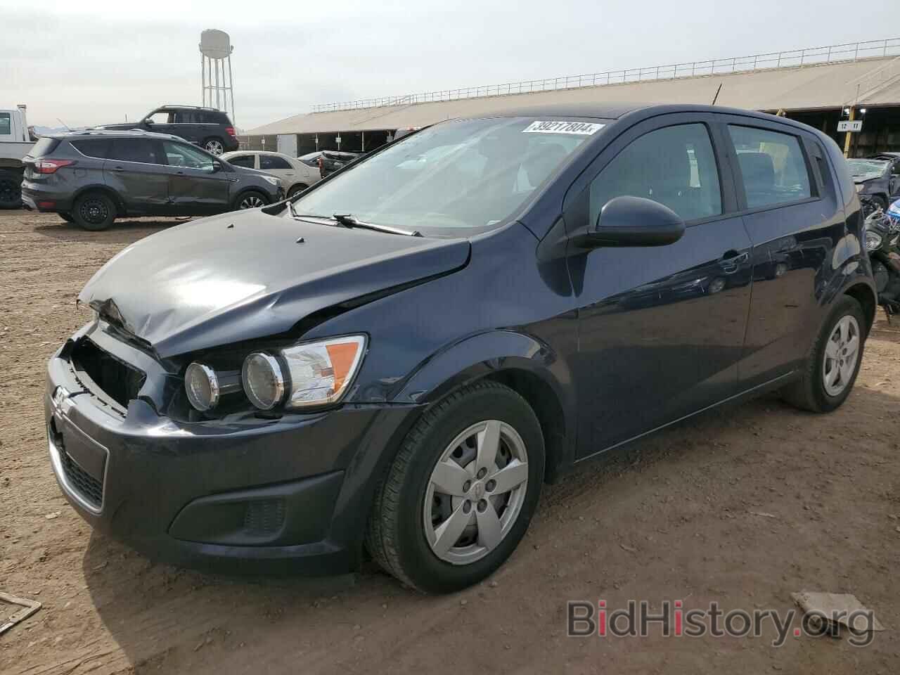 Photo 1G1JA6SH7F4206403 - CHEVROLET SONIC 2015