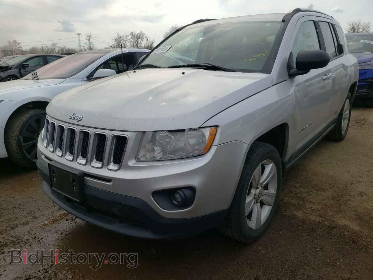 2011 JEEP COMPASS - VIN: 1J4NT1FA7BD285983 - Photo 2