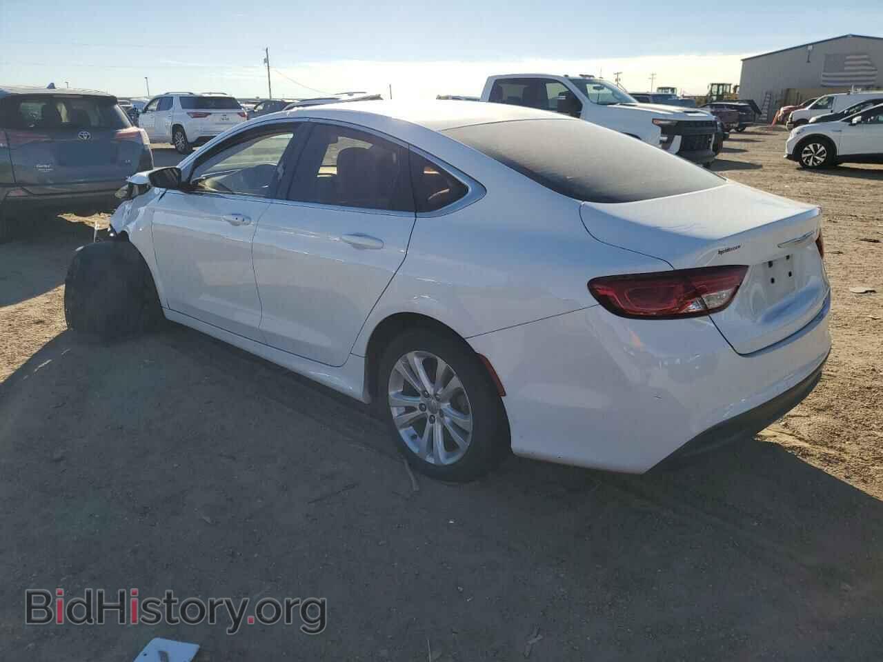 2015 CHRYSLER 200 - VIN: 1C3CCCFB7FN606233 - Фото 2