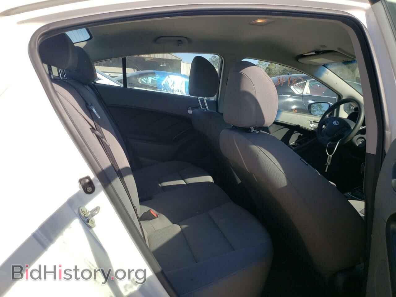 2017 KIA FORTE - VIN: 3KPFK4A78HE062109 - Фото 6