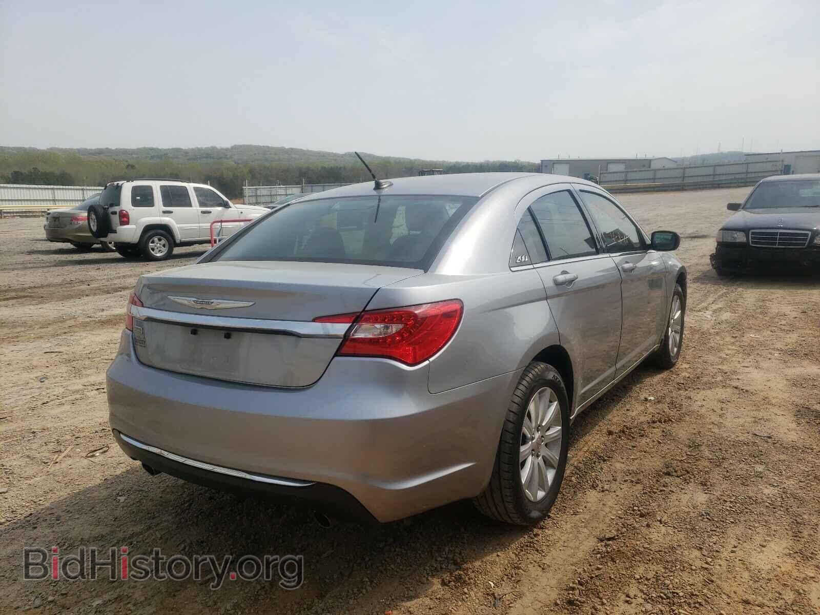 2013 CHRYSLER 200 - VIN: 1C3CCBBG4DN678273 - Фото 4
