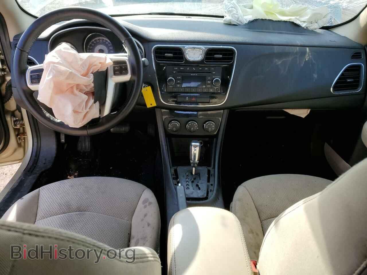 2011 CHRYSLER 200 - VIN: 1C3BC1FB0BN531031 - Фото 8