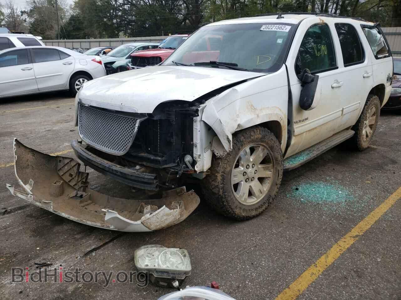 2013 GMC YUKON - VIN: 1GKS1AE06DR293476 - Фото 2