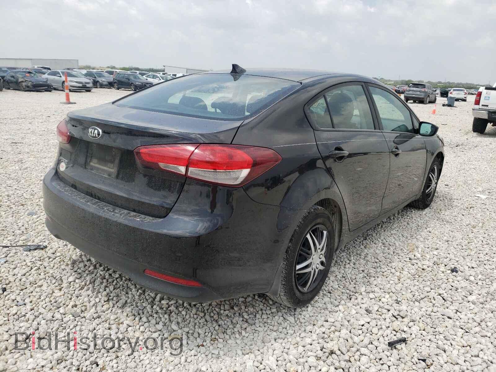 2017 KIA FORTE - VIN: 3KPFK4A74HE011819 - Фото 4