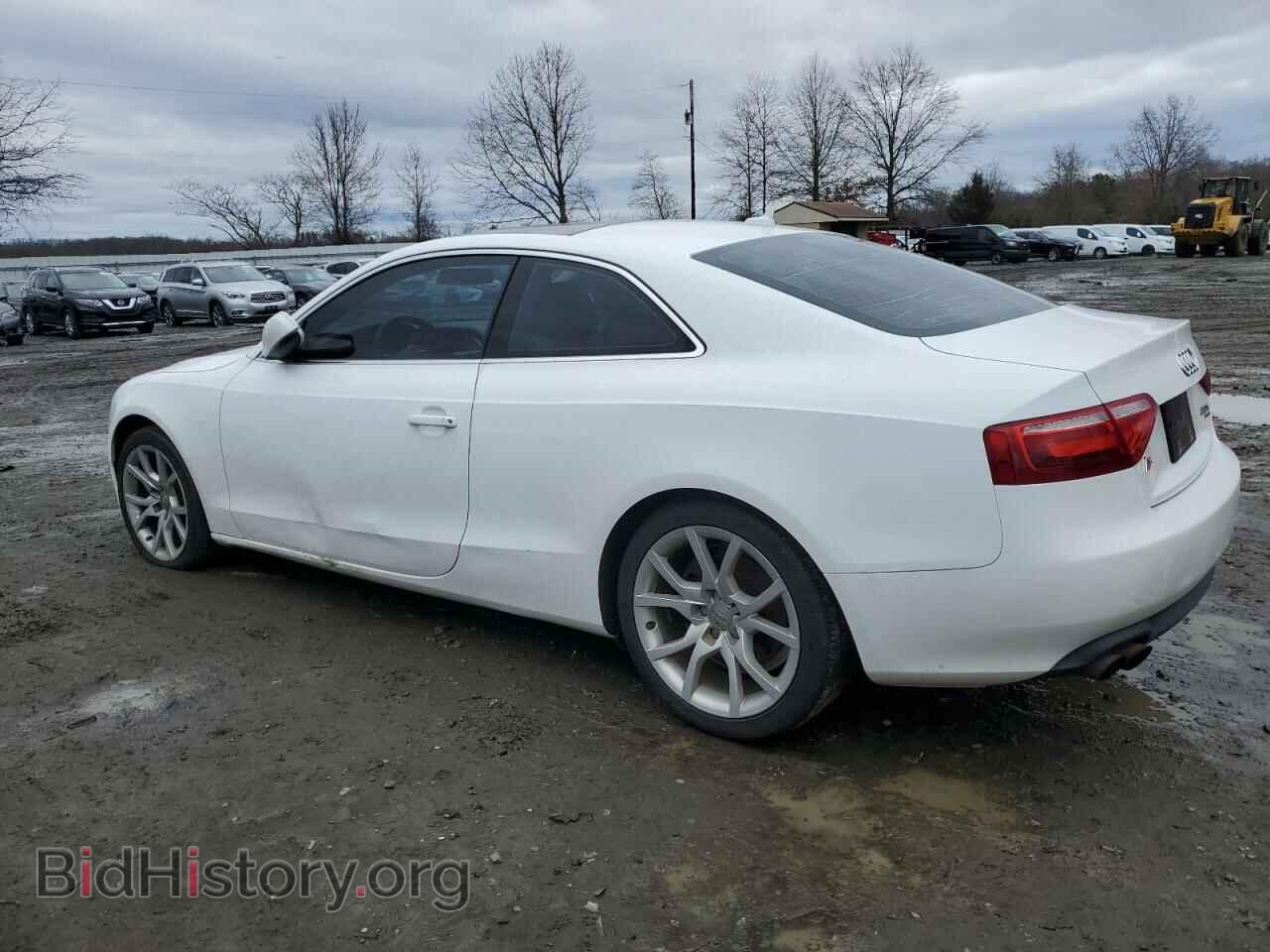 2011 AUDI A5 - VIN: WAUCFAFR0BA039608 - Photo 2
