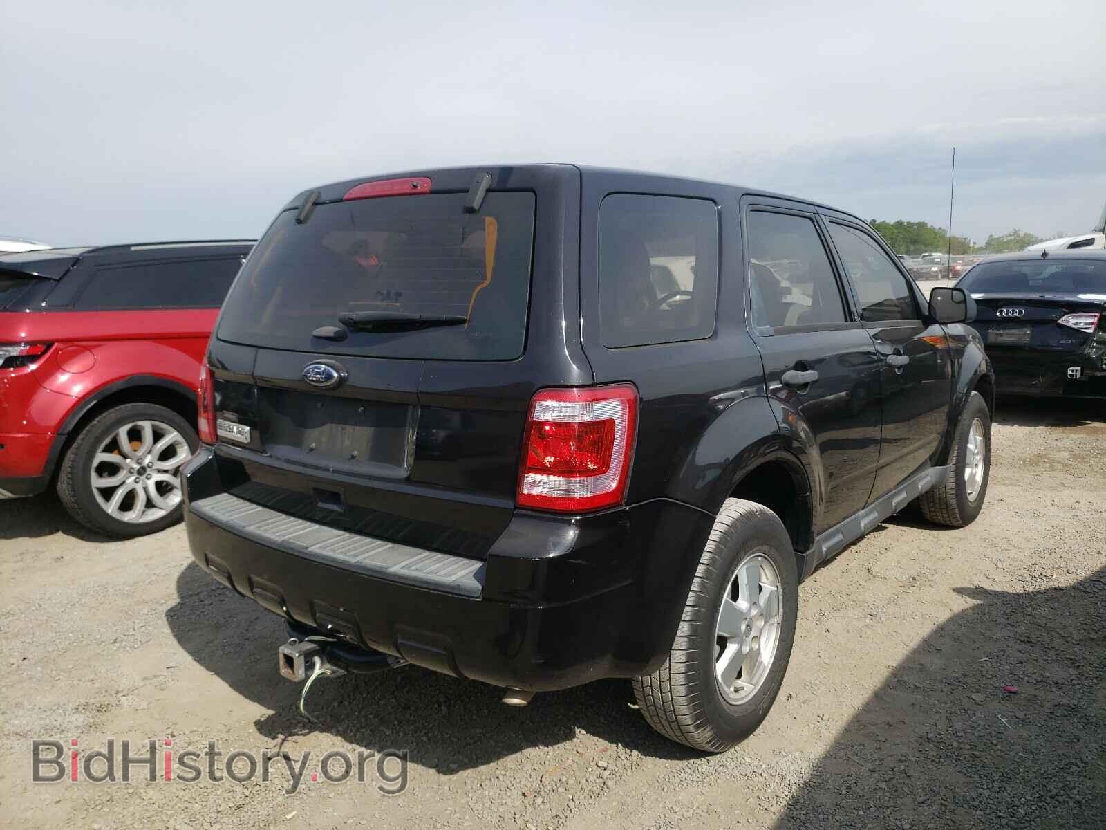 2011 FORD ESCAPE - VIN: 1FMCU0C76BKC40182 - Фото 4
