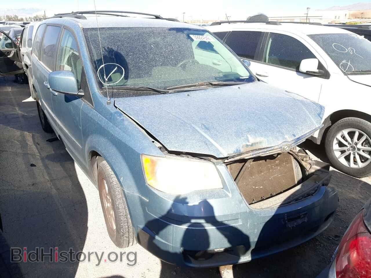 Photo 2A4RR5D17AR228950 - CHRYSLER MINIVAN 2010