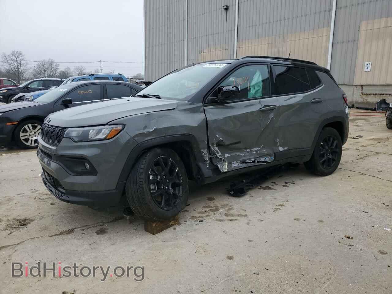 Фотография 3C4NJDBN7PT559657 - JEEP COMPASS 2023