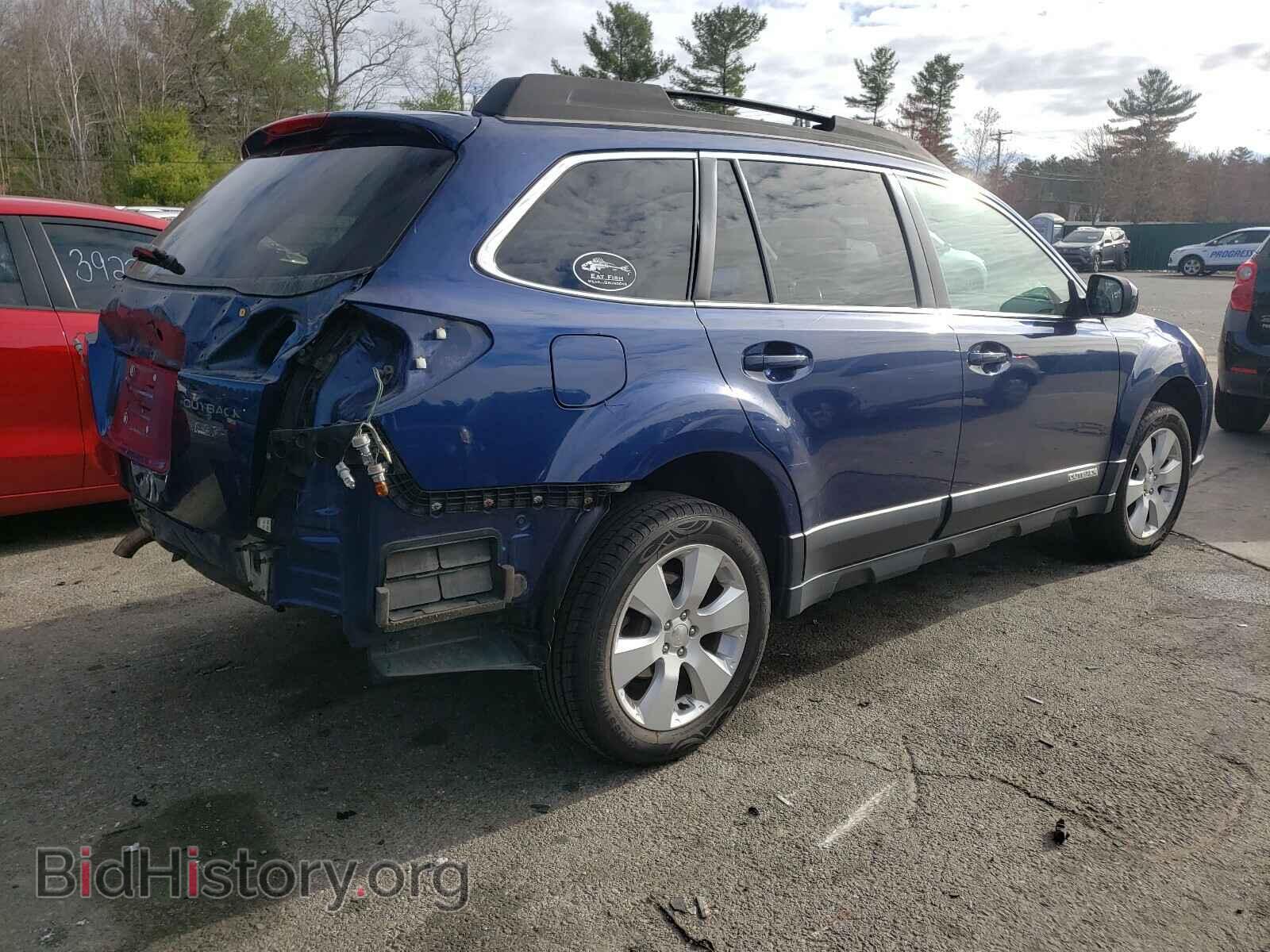 2011 SUBARU OUTBACK - VIN: 4S4BRBCC1B3388921 - Photo 4