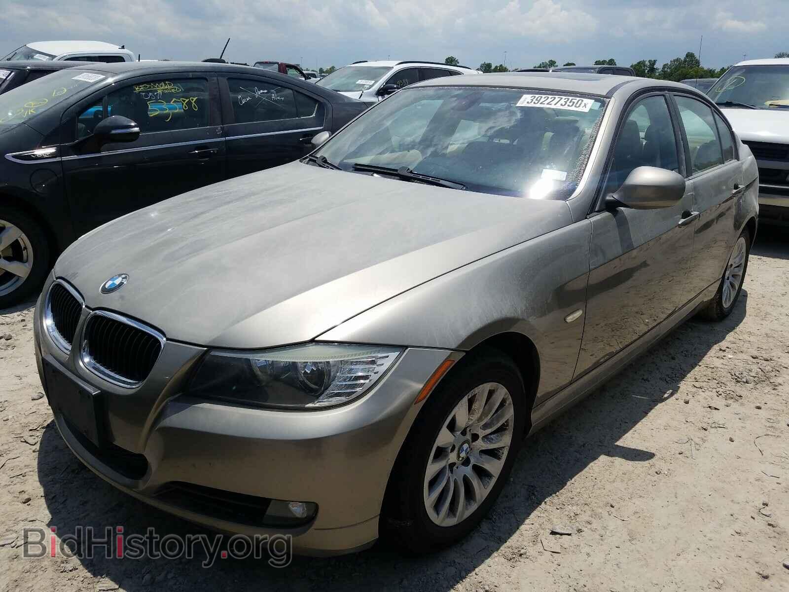 2009 BMW 3 SERIES - VIN: WBAPH73549A173340 - Фото 2
