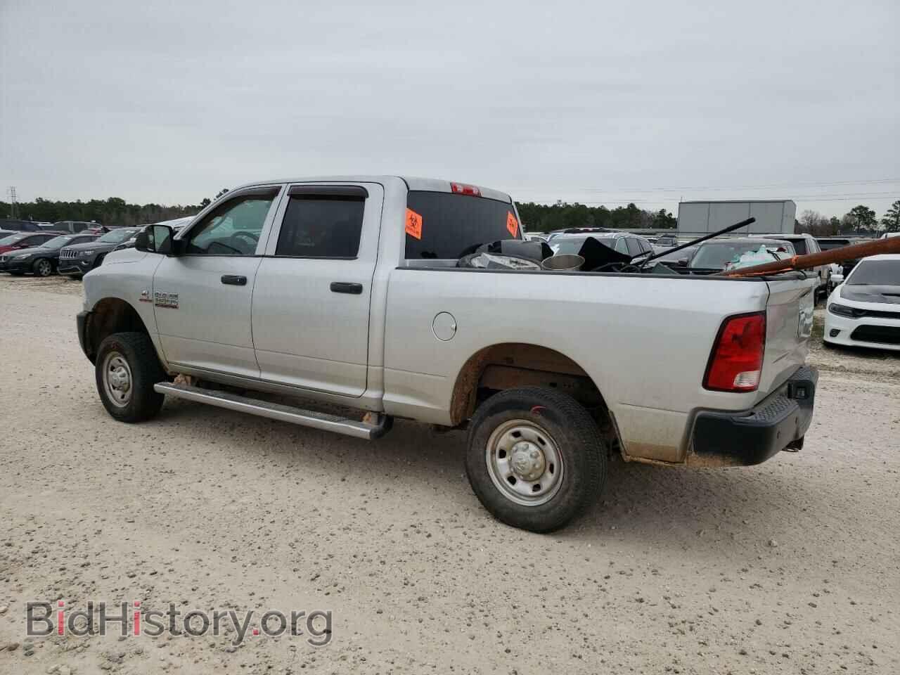 2014 RAM All Models - VIN: 3C6UR5CL9EG218913 - Фото 2