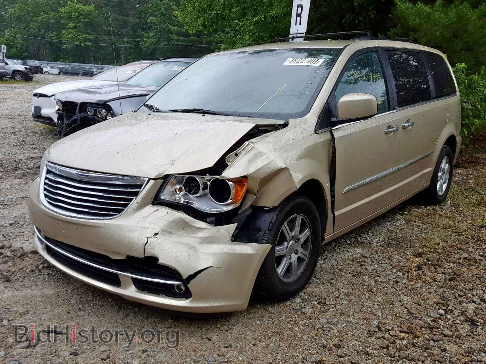 2011 CHRYSLER TOWN & COU - VIN: 2A4RR5DG5BR687996 - Фото 2