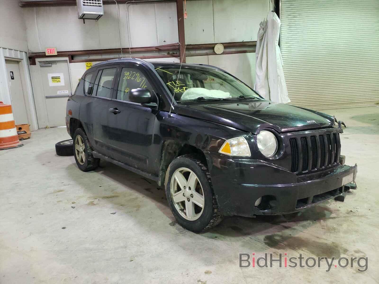 Photo 1J4NF4FB5AD601378 - JEEP COMPASS 2010