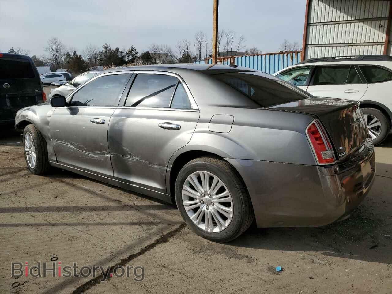 2011 CHRYSLER 300 - VIN: 2C3CK6CT6BH573875 - Фото 2