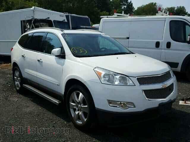 Photo 1GNLVHED0AS112948 - CHEVROLET TRAVERSE 2010
