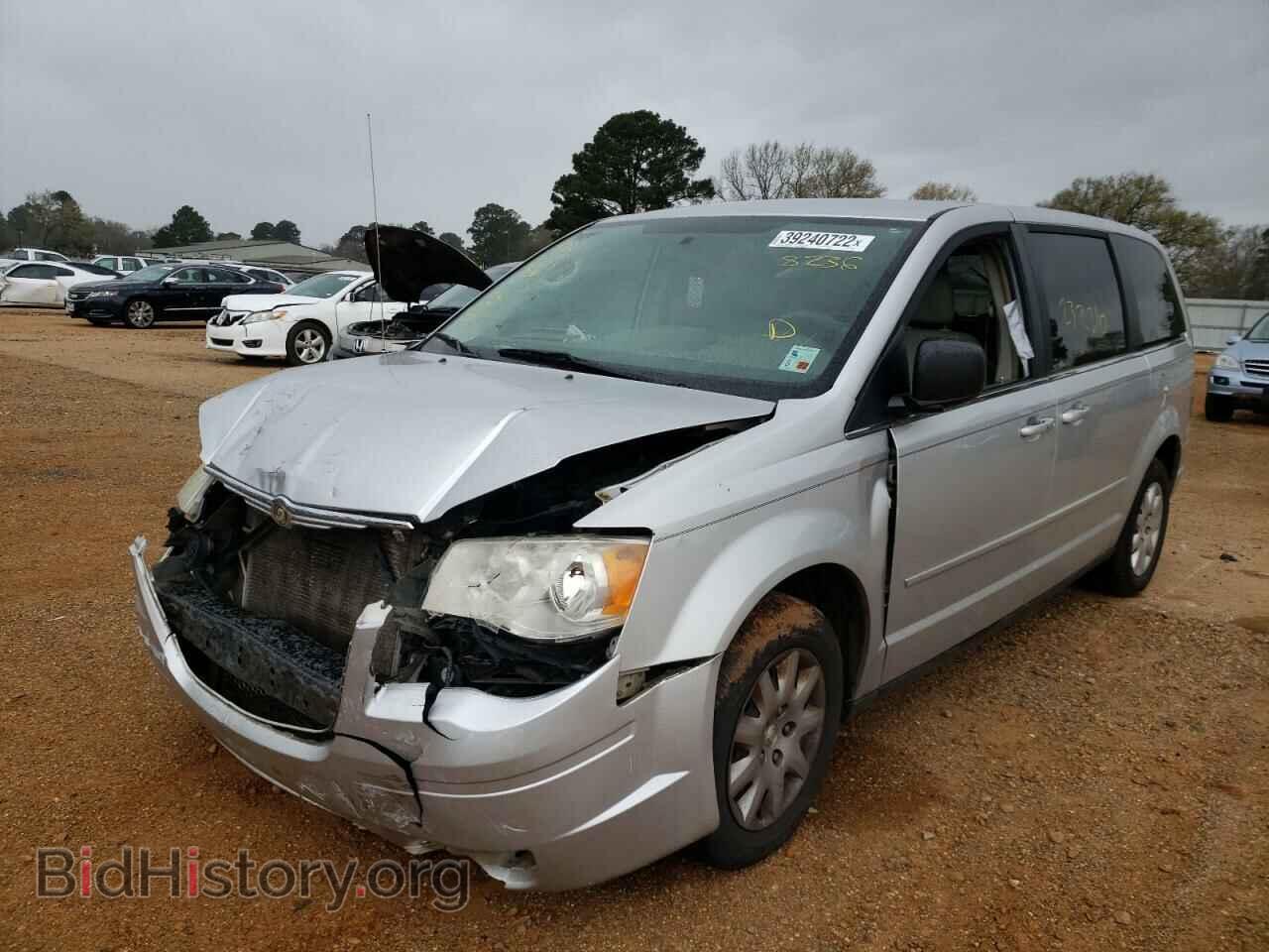 2010 CHRYSLER MINIVAN - VIN: 2A4RR4DE1AR178236 - Фото 2