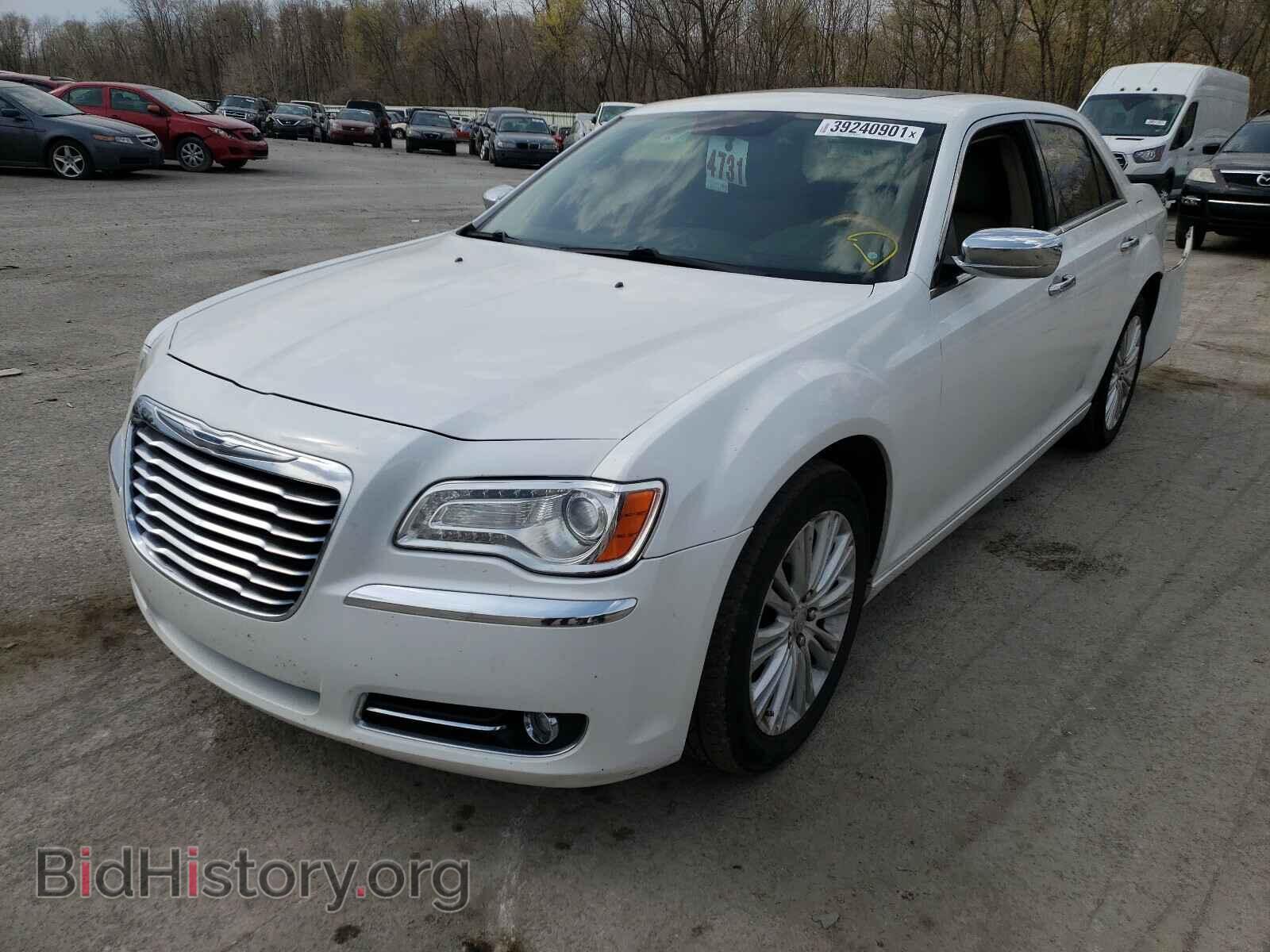 2014 CHRYSLER 300 - VIN: 2C3CCAKT2EH146134 - Фото 2