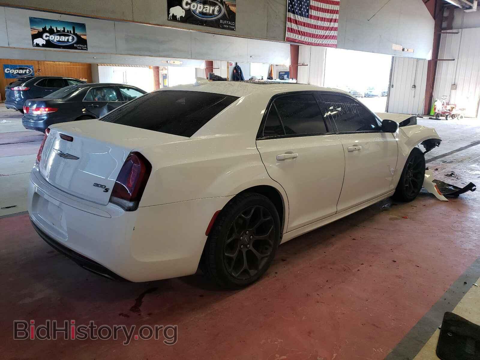 2016 CHRYSLER 300 - VIN: 2C3CCABG1GH282549 - Фото 4
