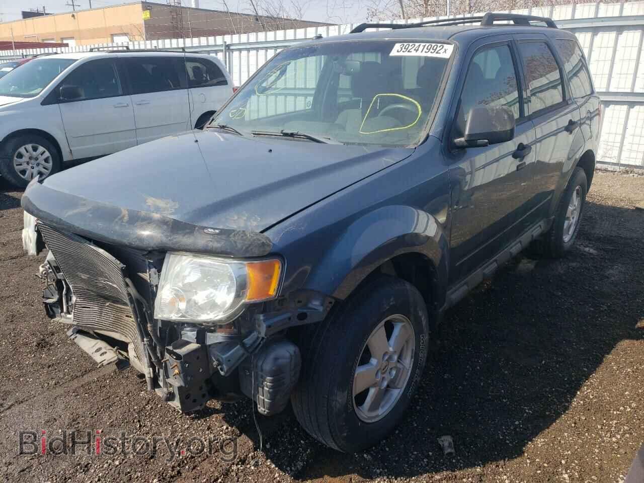 2011 FORD ESCAPE - VIN: 1FMCU9D79BKB56151 - Фото 2
