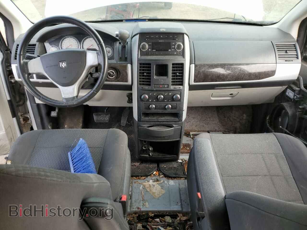 2010 DODGE CARAVAN - VIN: 2D4RN5D14AR484032 - Фото 8