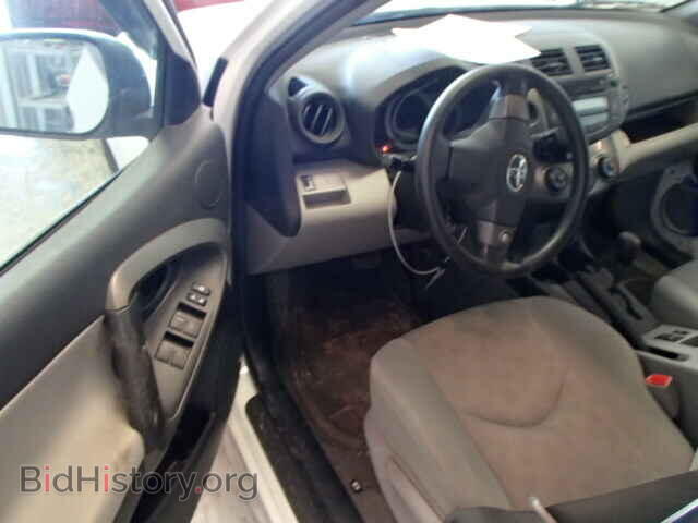 2011 TOYOTA RAV4 - VIN: 2T3BF4DV6BW101367 - Photo 9
