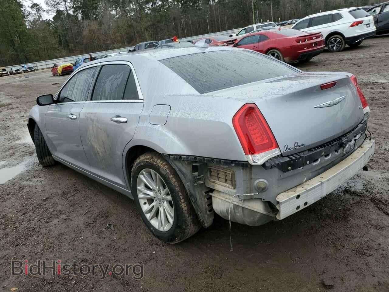 2016 CHRYSLER 300 - VIN: 2C3CCAEG8GH348588 - Фото 2