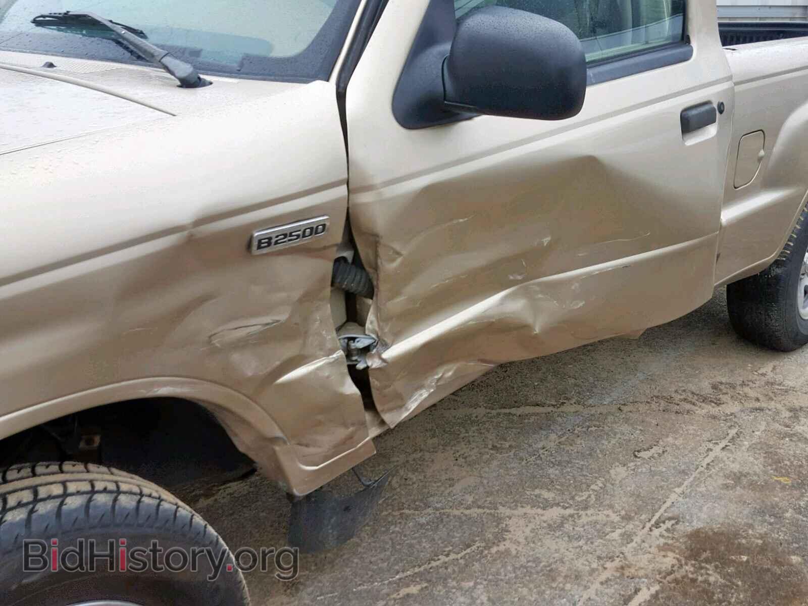 2000 MAZDA B2500 - VIN: 4F4YR12C8YTM26106 - Фото 9
