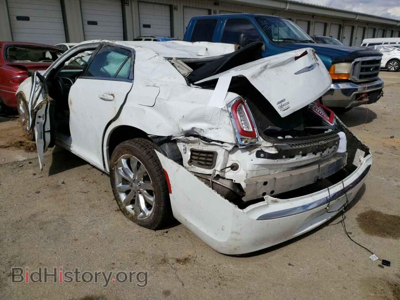2017 CHRYSLER 300 - VIN: 2C3CCARG0HH588178 - Фото 3