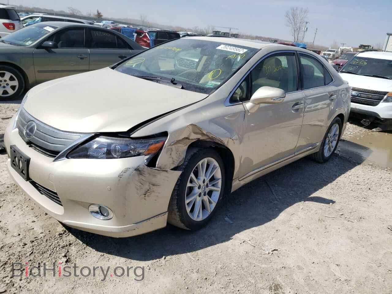 2011 LEXUS HS - VIN: JTHBB1BA3B2047091 - Photo 2