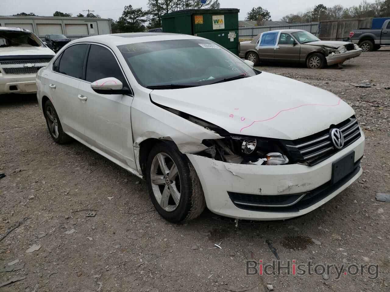 Photo 1VWBH7A35CC016598 - VOLKSWAGEN PASSAT 2012