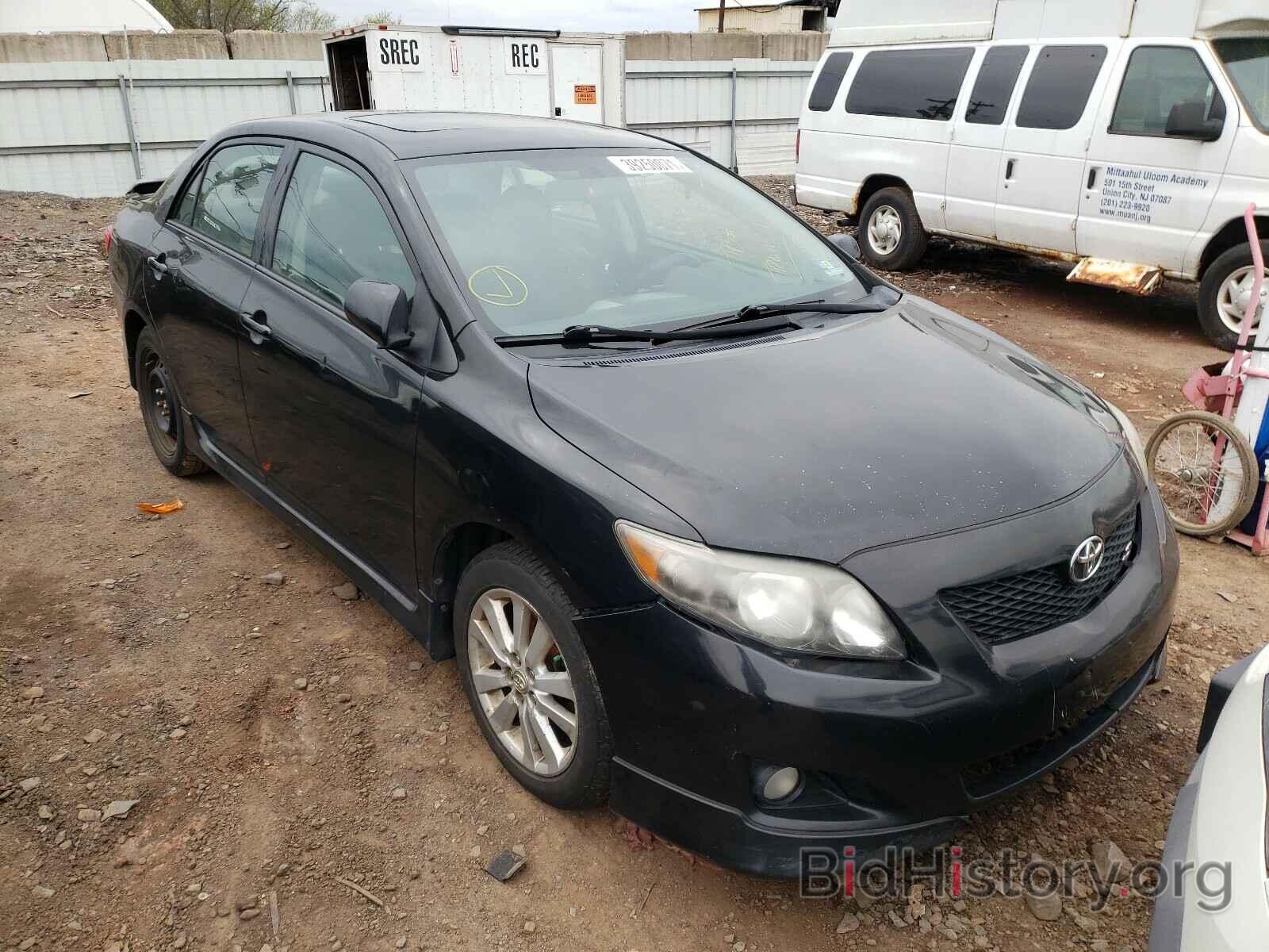 Photo 1NXBU4EE4AZ352125 - TOYOTA COROLLA 2010