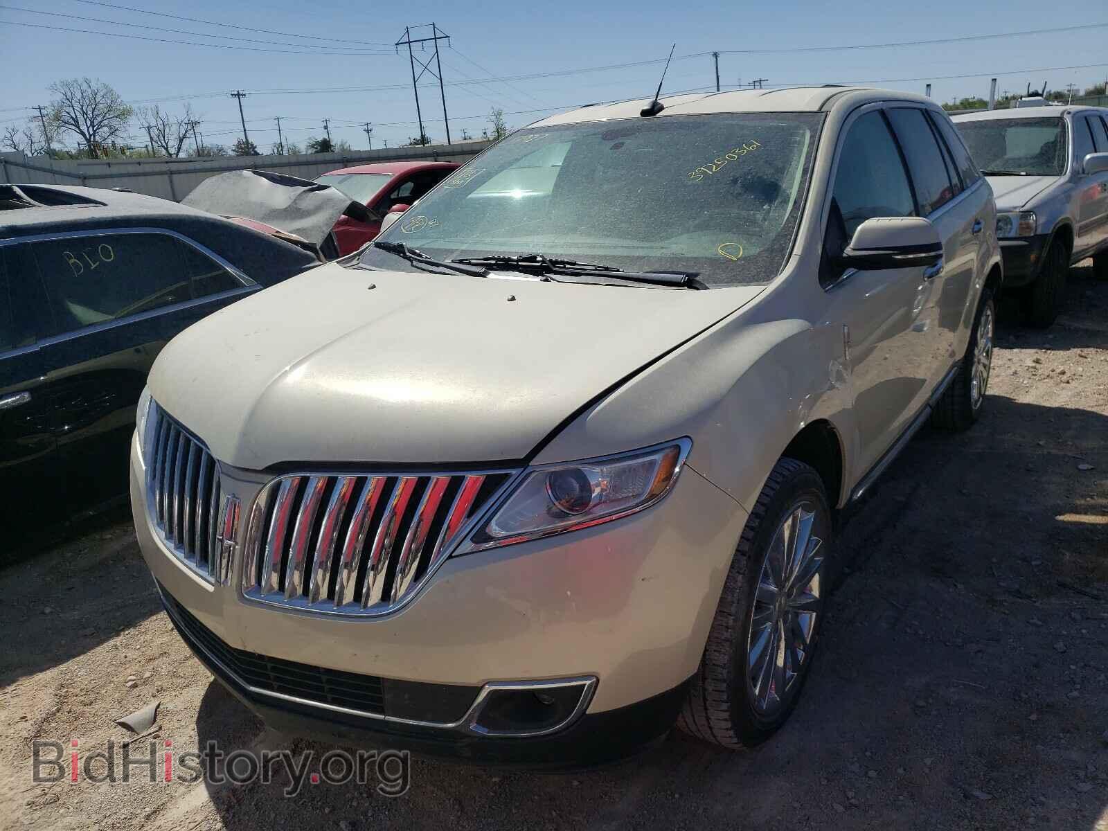2014 LINCOLN MKX - VIN: 2LMDJ8JK2EBL17927 - Фото 2
