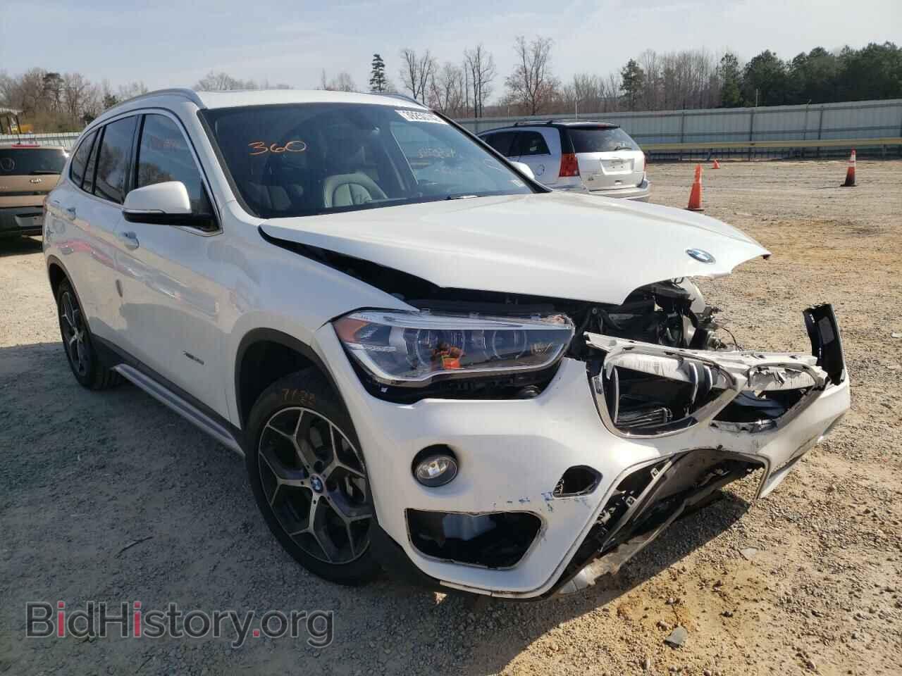 Photo WBXHT3Z35H4A53523 - BMW X1 2017
