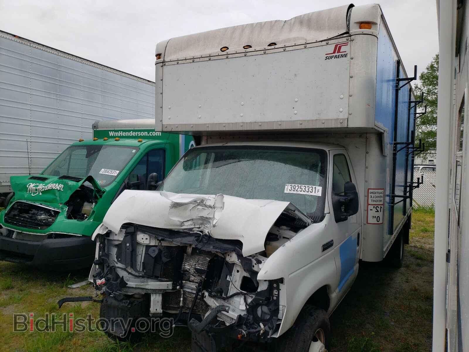 2019 FORD ECONOLINE - VIN: 1FDWE3FS0KDC00261 - Фото 2