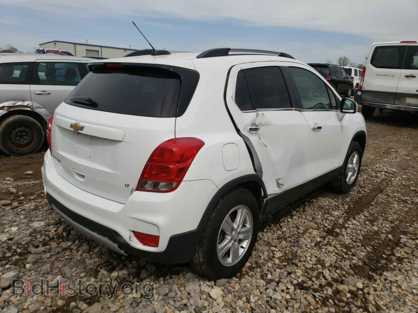 2017 CHEVROLET TRAX - VIN: 3GNCJPSB3HL193509 - Фото 4